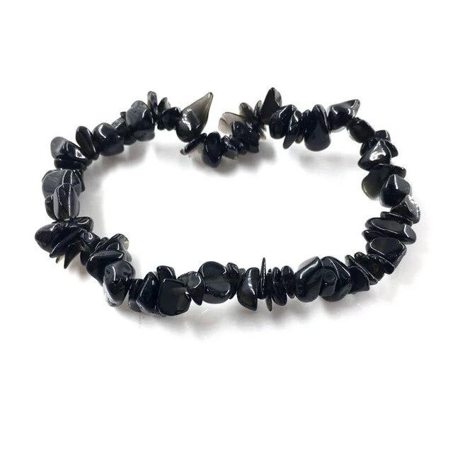 Story of awakening. Lifestyle store and community. Crystals and jewelry. Black agate. Protection and Balancing Energy.